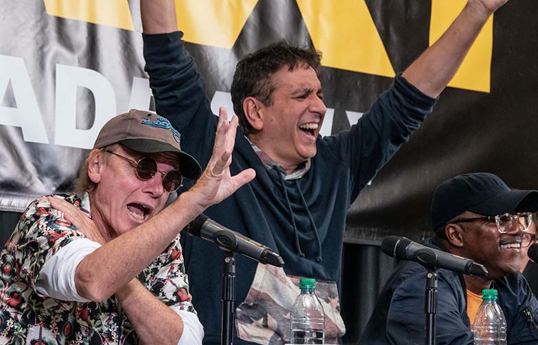 Multi-platinum producers Michael Lloyd (left) and Rob Chiarelli couldn’t contain themselves when they heard a hit during their listening panel!