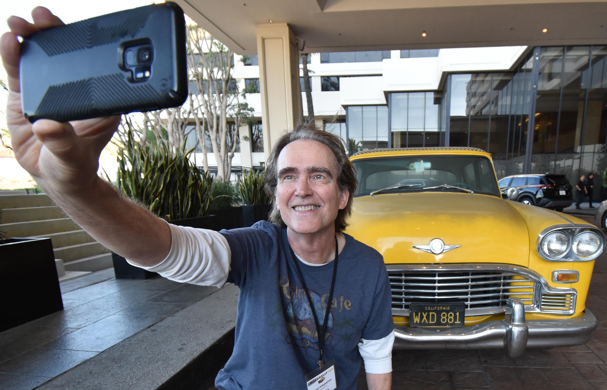 Legendary TAXI member, Dean Krippaehne thinks our cab is so pretty that he grabbed a selfie with her.
